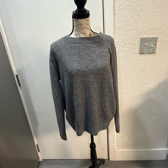 H&M Charcoal Women's Crew Neck Sweater - Picture 2 of 7
